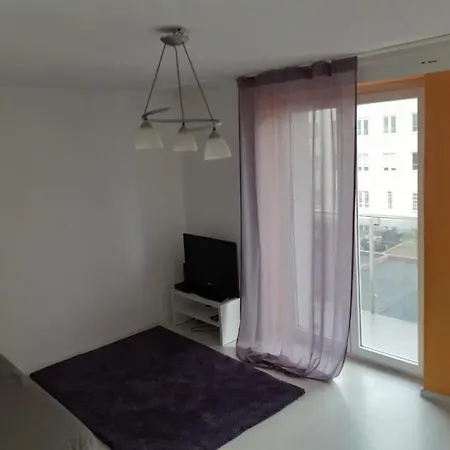 Pokoj W Centrum Gdyni Apartman *